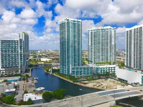 31 SE 6th St, Miami, FL 33131