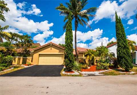 17411 NW 62 Ct, Hialeah, FL 33015