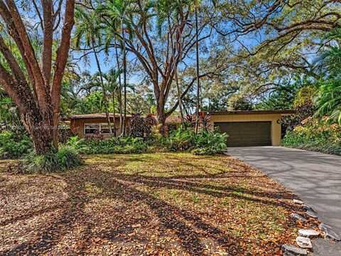 5850 SW 37th Ave, Dania Beach, FL 33312