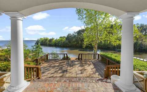 125 Overlook Pointe Drive, Ridgeland, MS 39157
