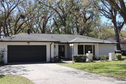 2105 CURRY ROAD, LUTZ, FL 33549