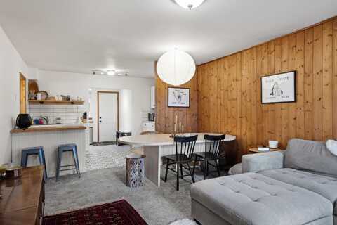 187 W Jefferson Avenue, Sisters, OR 97759