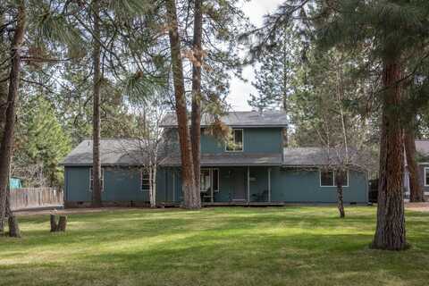 19327 Apache Road, Bend, OR 97702
