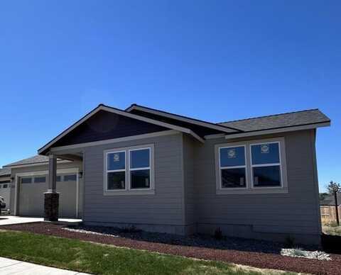 3110 NW Cedar Avenue, Redmond, OR 97756