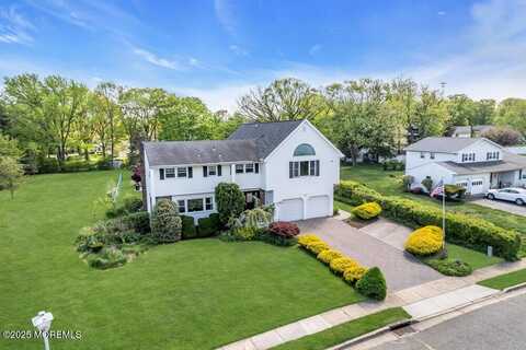 27 Rota Drive, Sayreville, NJ 08859