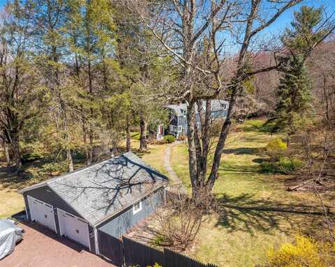 36 Byrds Hill Road, Pawling, NY 12564
