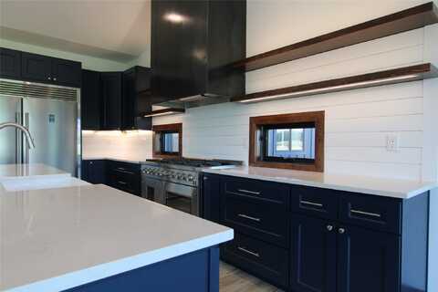 192 Glacier Flats Road, Kalispell, MT 59901