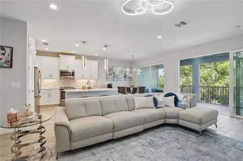 2567 SEYCHELLES, NAPLES, FL 34112