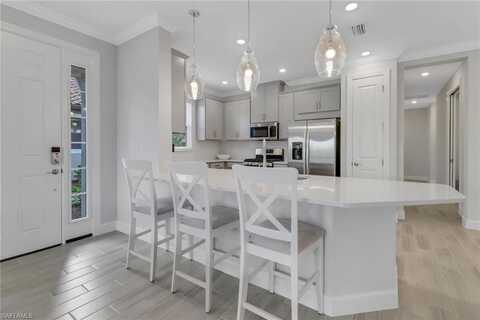 15561 Vittorio, NAPLES, FL 34114