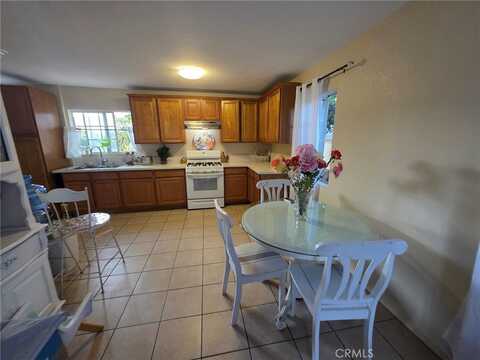 211 E 119th Street, Los Angeles, CA 90061