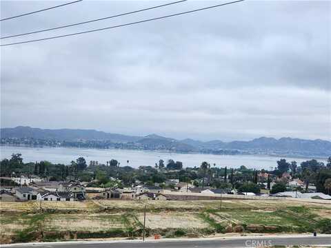 30 Lakeview, Lake Elsinore, CA 92530