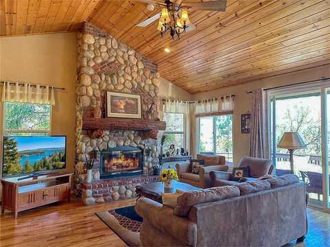 27551 North Bay Road, Lake Arrowhead, CA 92352