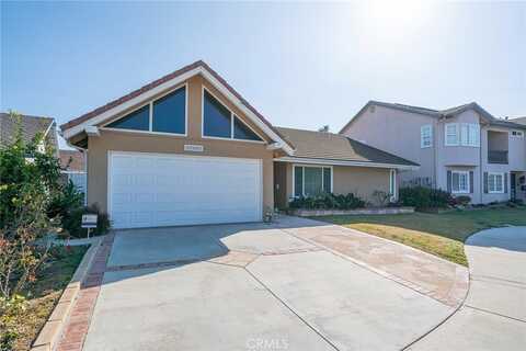 17482 Bellport Circle, Huntington Beach, CA 92649