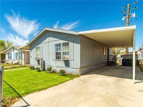 45800 Challenger Way, Lancaster, CA 93535