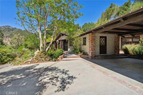 535 Crater Camp Drive, Calabasas, CA 91302