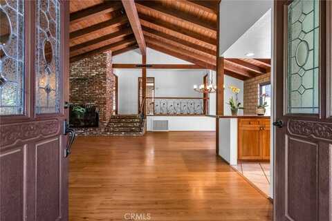 535 Crater Camp Drive, Calabasas, CA 91302