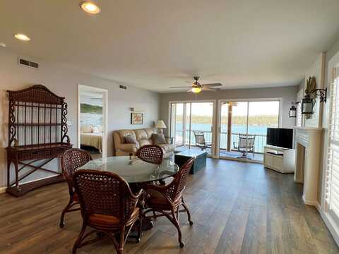 6005 Baydy Peak Rd. #605, Osage Beach, MO 65065