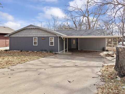 1303 W 16th Street, Grove, OK 74344