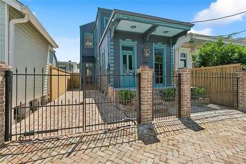 2906 CHIPPEWA Street, New Orleans, LA 70115
