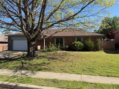 202 Greentree Drive, Tahlequah, OK 74464