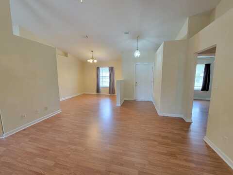 319 Austin Avenue, Mary Esther, FL 32569