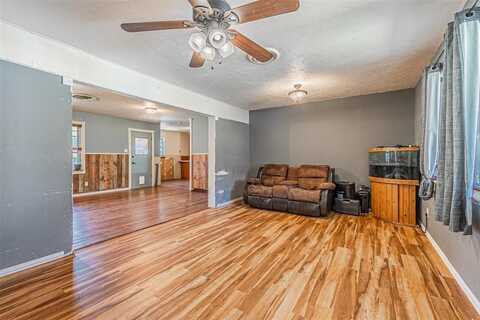 1206 John Reagan Street, Benbrook, TX 76126