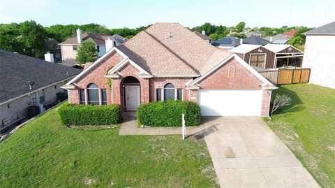 1066 Streamside Drive, Cedar Hill, TX 75104