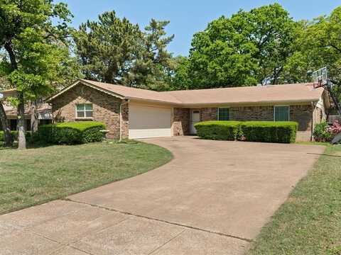 1509 Terbet Lane, Fort Worth, TX 76112