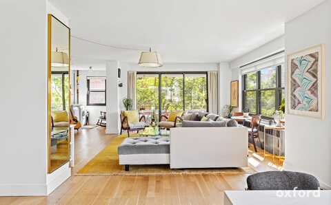 387 Grand Street, New York, NY 10002