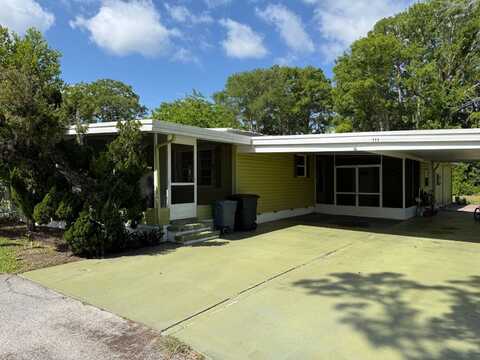 111 FOREST DRIVE, Leesburg, FL 34788