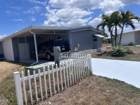 822 Calamondin Ct, Fort Myers, FL 33917