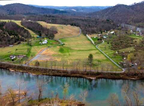 18 Outwest Lane Road, Talcott, WV 25951