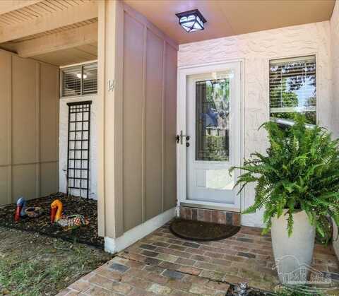 3400 Wimbledon Dr, Pensacola, FL 32504
