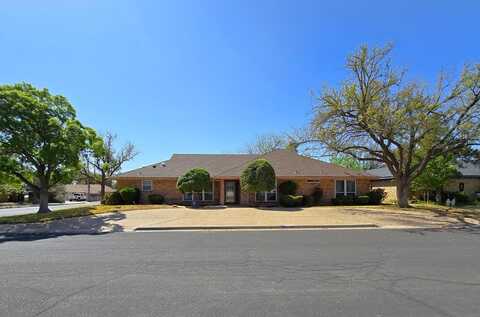 4301 Crestridge Dr, Midland, TX 79707