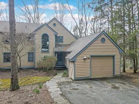 2181 Oak Hill Drive, Buck Hill Falls, PA 18323