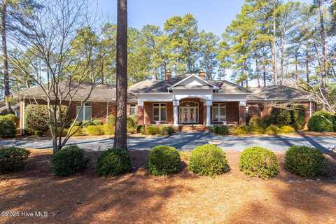 18 Hobkirk Court, Pinehurst, NC 28374