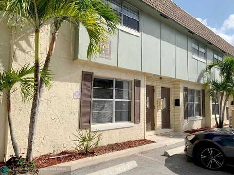 4653 NW 9th Dr, Fort Lauderdale, FL 33317