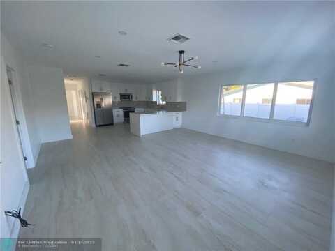 2635 NE 17th St, Pompano Beach, FL 33062