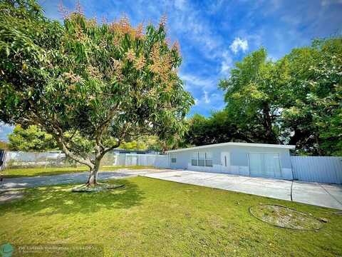 109 S Clifton Rd, West Park, FL 33023