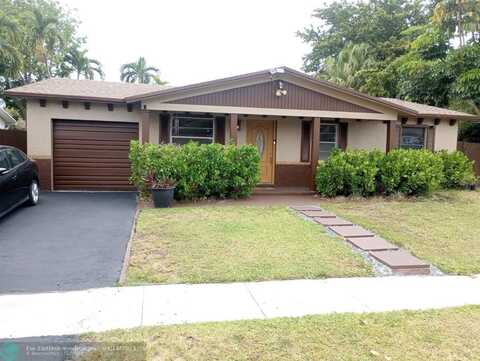8241 SW 4th Ct, North Lauderdale, FL 33068