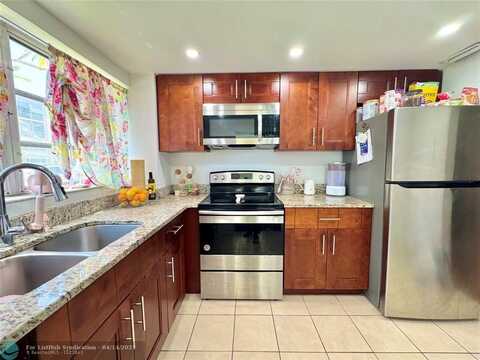 2251 NW 41st Ave, Lauderhill, FL 33313
