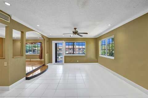 1940 NE 2nd Ave, Wilton Manors, FL 33305