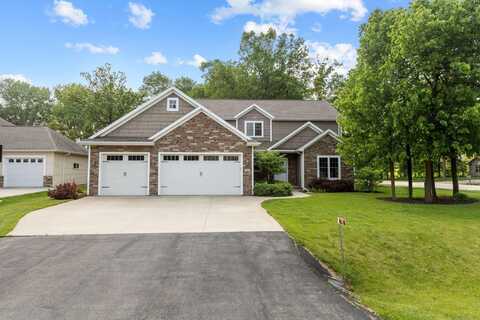715 TERRA COTTA Drive, NEENAH, WI 54956