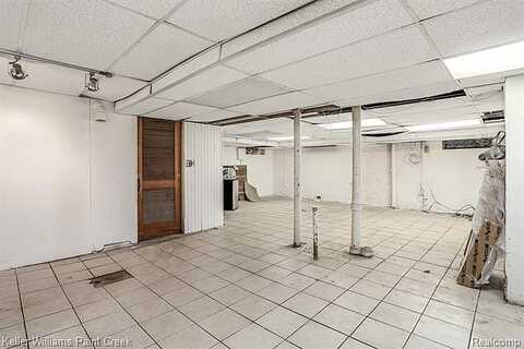 Bretton, DETROIT, MI 48223