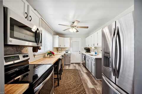 5612 Aragon Drive, Virginia Beach, VA 23455