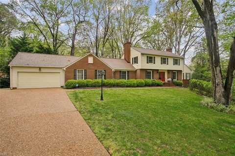 7 Woodlake Circle, Newport News, VA 23606