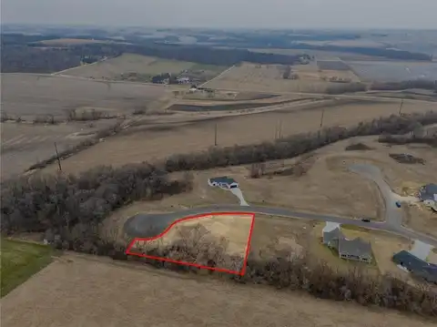 917 8th Street SW, Pine Island, MN 55963