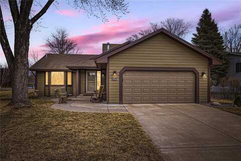 9884 Kirkwood Lane N, Maple Grove, MN 55369