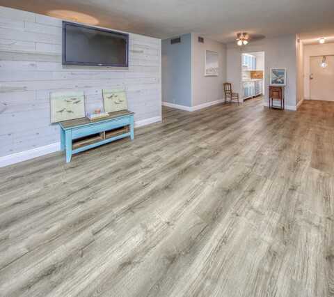1 S Lakeside Drive, Lake Worth, FL 33460