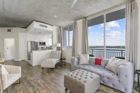 300 S Australian Avenue, West Palm Beach, FL 33401